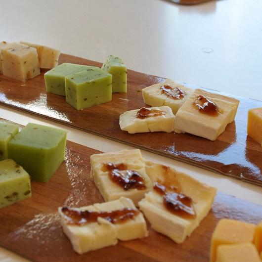 Tapasplankje met 4 luxe kazen